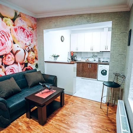 Second House Rustaveli Apartment Tbilisi Exterior foto