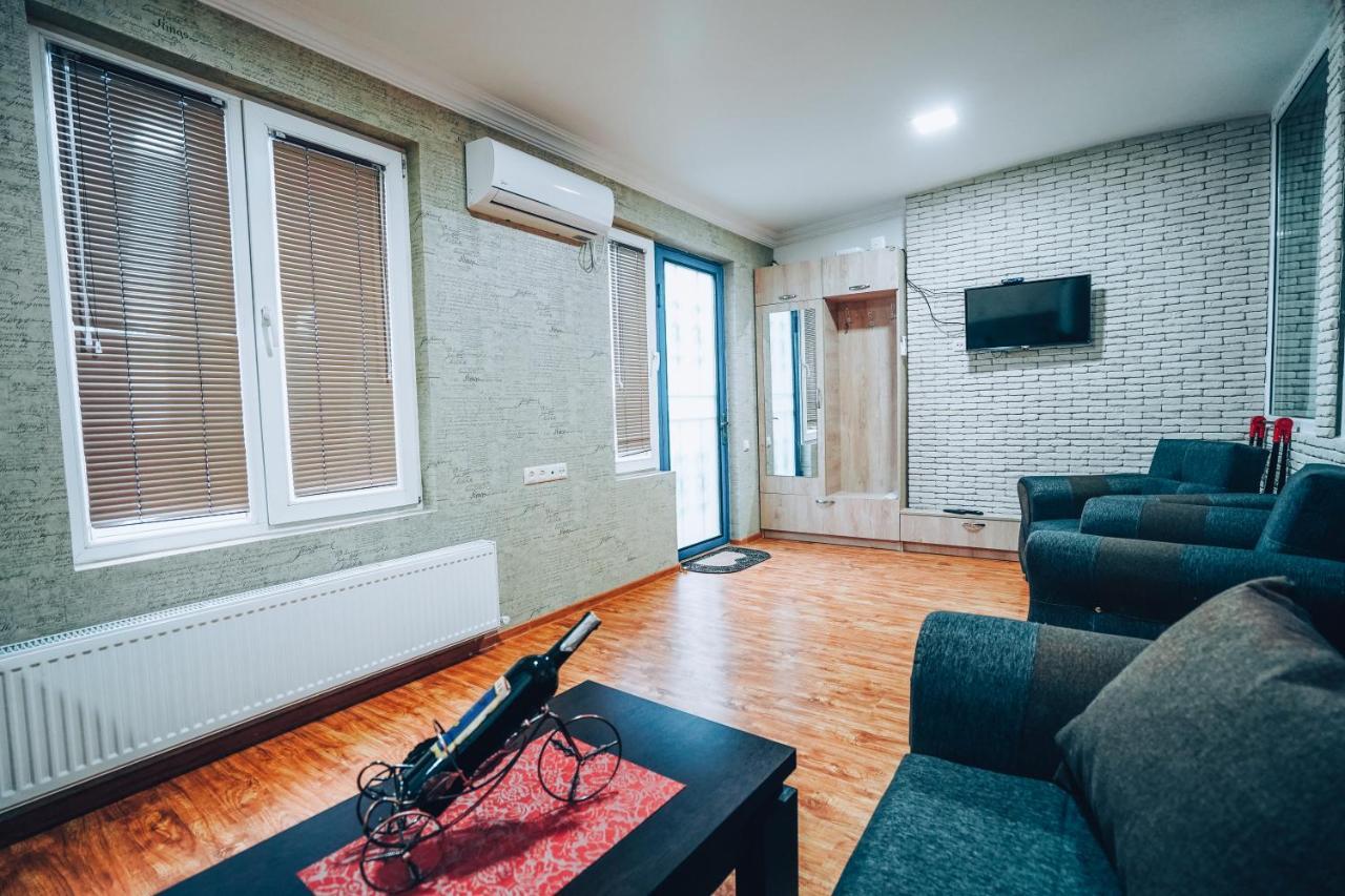 Second House Rustaveli Apartment Tbilisi Exterior foto