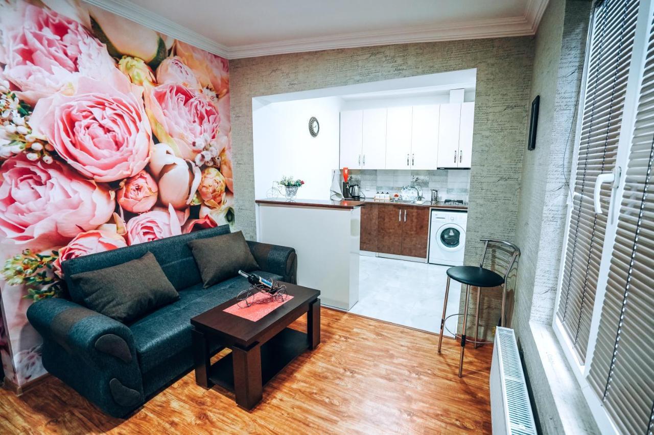 Second House Rustaveli Apartment Tbilisi Exterior foto